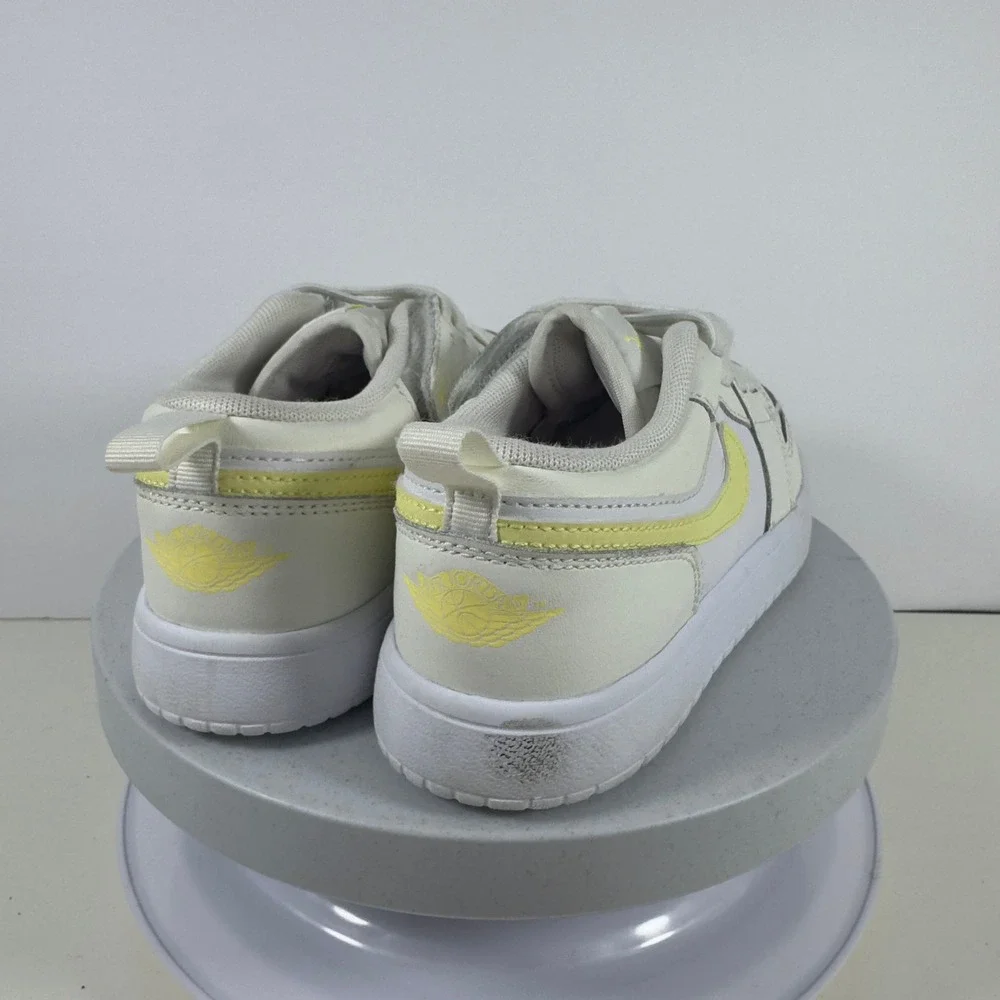 Jordan 1 Low Alt Kids Sneaker Size 3Y White Yellow Elastic Laces Straps